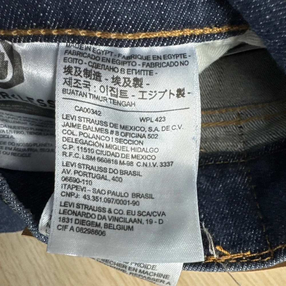 Levis 511 Mens Straight Leg Jeans 44x32 (40x32) Stretch Blue 5 Pocket Dark Wash
